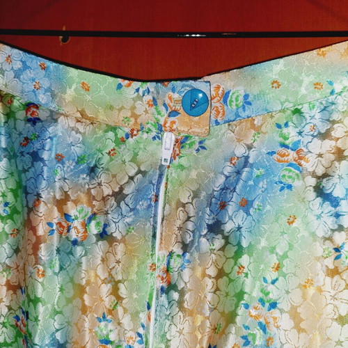 Floral summer skirt like new, multicolor A-Style