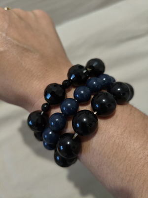 Elastic bracelets set of 3 with black and navy blue acrylic beads like new