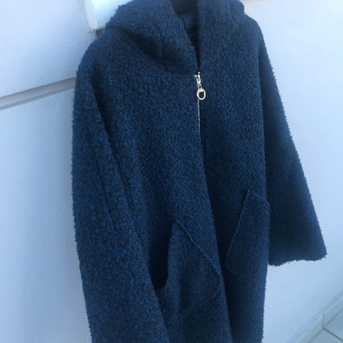 Bouclé jacket blue with hood like new