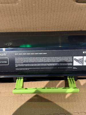Lexmark toner MS/MX 317 417 517 617 like new