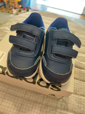Adidas Kids Athletic Shoes Blue Size 20 New