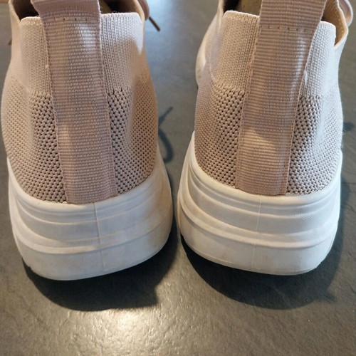 Women's athletic shoes used size 37 pink