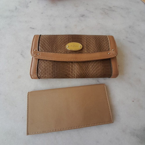 Nine West wallet like new, beige and brown