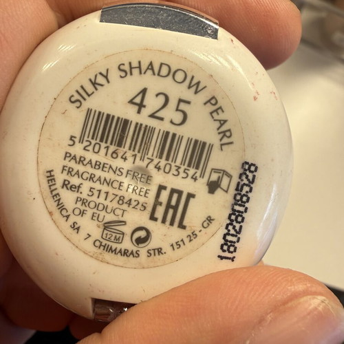 Silky Shadow Pearl eyeshadow by Seventeen new