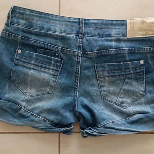 Bershka shorts like new, size L 40 12, blue