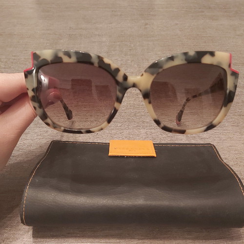 Face A Face Paris tortoise sunglasses like new with pink details