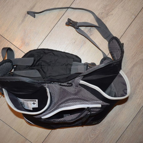 Salomon XT2 belt like new