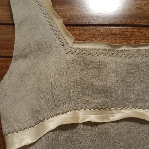 Linen sleeveless beige dress size M Club Voltaire new