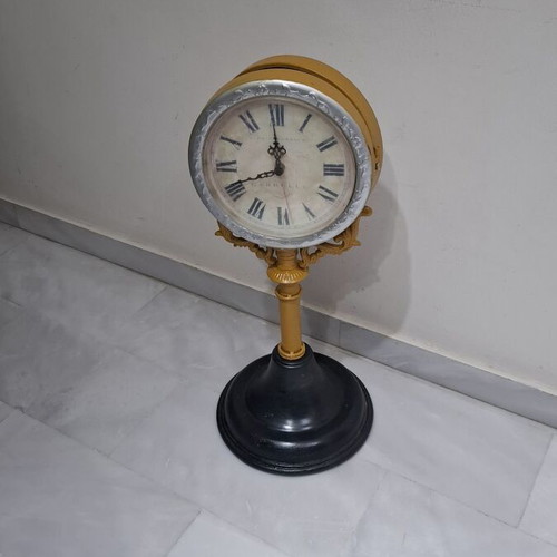 Double-Sided Station Table Clock like new, vintage style, 60 cm height