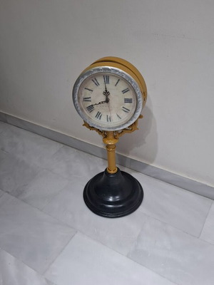 Double-Sided Station Table Clock like new, vintage style, 60 cm height