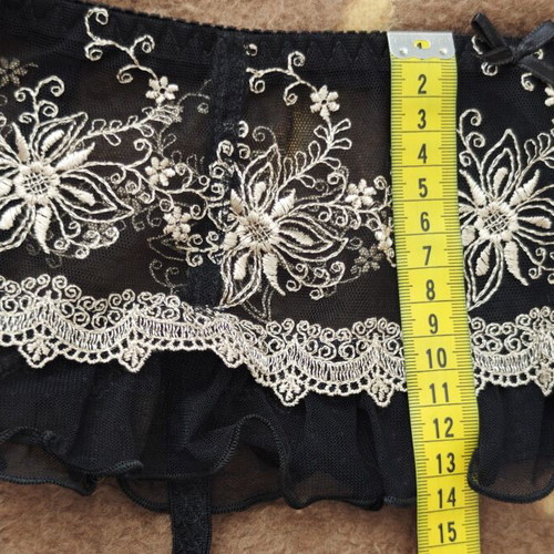 Black garter belt with embroidery and lace, like new