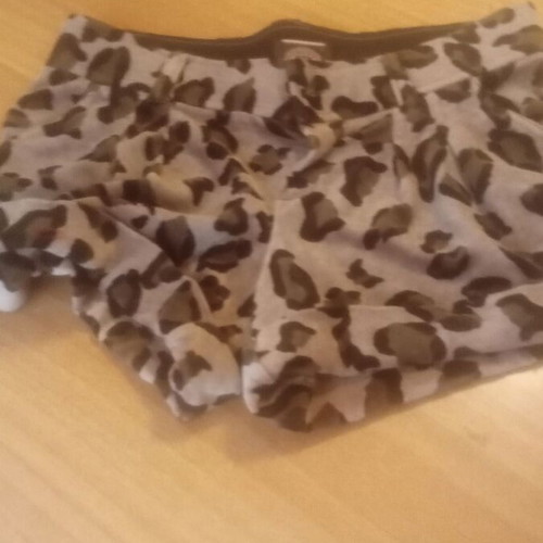 Juicy Couture Women's Leopard Velvet Shorts like new, size S