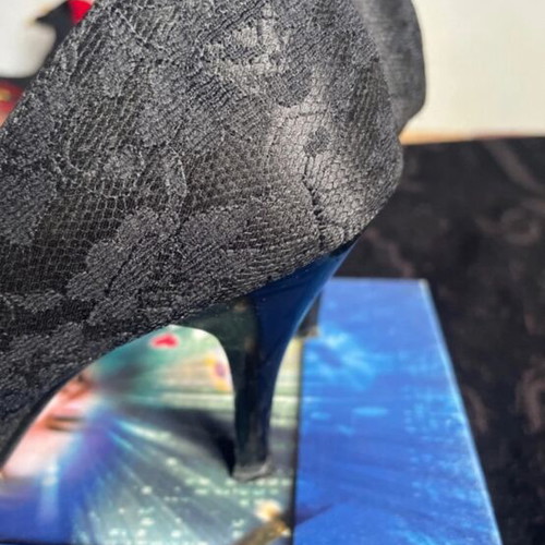 Black Pumps Size 38 Like New