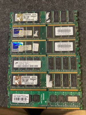 Μνήμες DDR και DDR2 RAM σαν καινούργιες, συνολικά 4,5GB