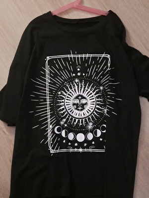 Short-sleeve shirt with sun and moons new
