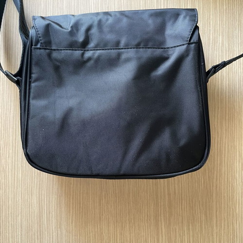 Trapstar Irongate T crossbody bag, black