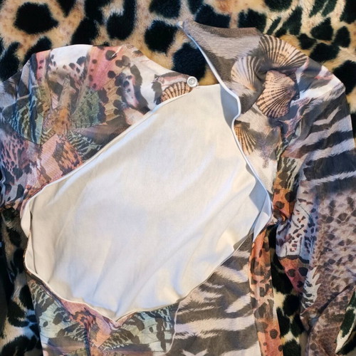 Missguided off-shoulder dress like new, animal print, beige brown
