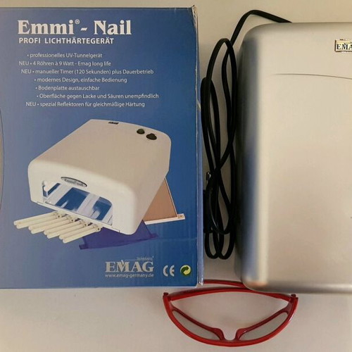 Emmi-Nail Professional Nail Curing Device used