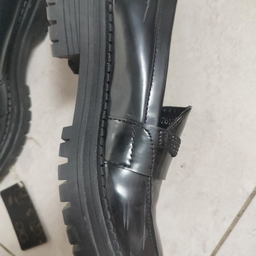 Loafers leather like new, size 36, black, About you