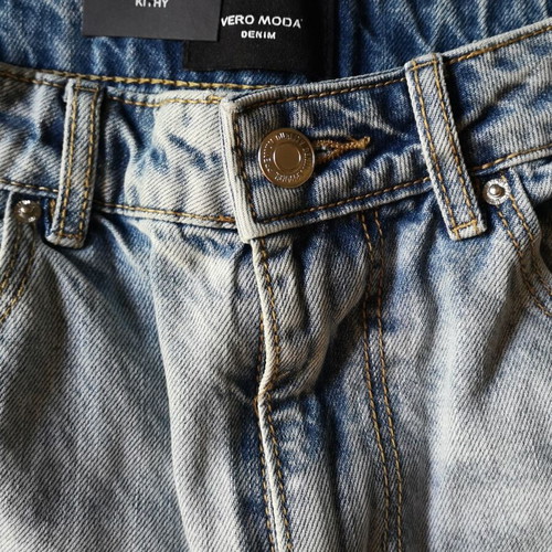 High Rise Jeans Vero Moda new, loose fit W29, blue