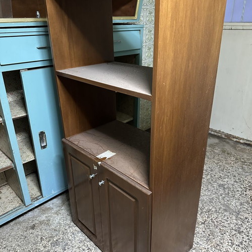 Storage furniture used, suitable for bathroom without back