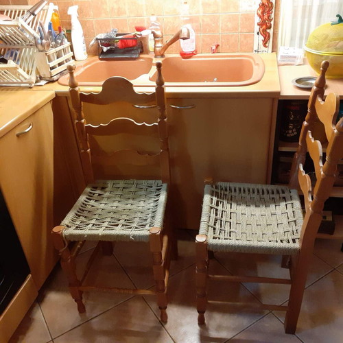 Kitchen chairs used, set of 2, durable and comfortable
