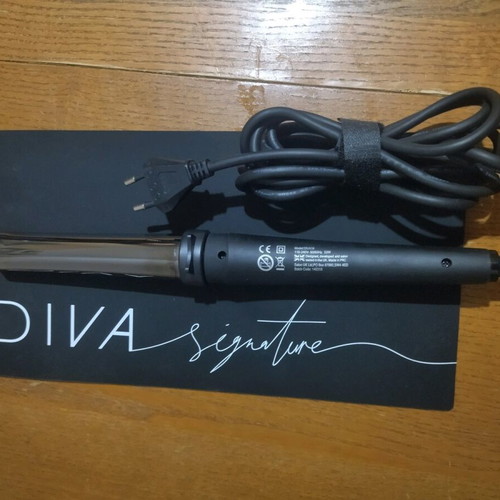 Diva 18 Signature Apex Wand Conical Curling Iron like new