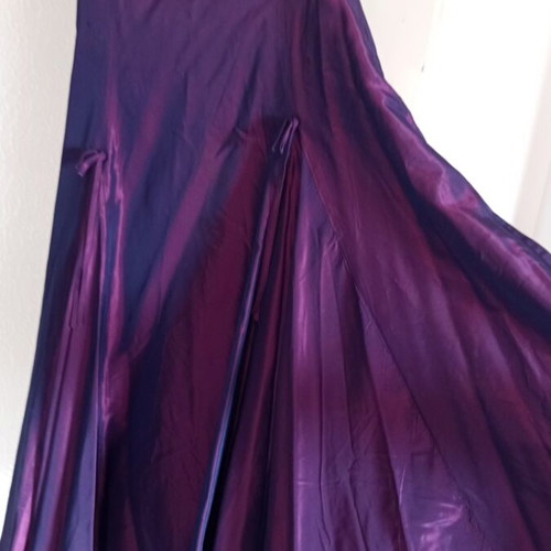 Evening dress purple medium large like new