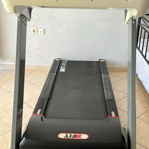 X-FIT Apollo 4hp Electric Folding Treadmill like new, user up to 150kg