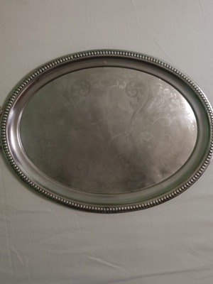 Vintage oval serving tray used with handles