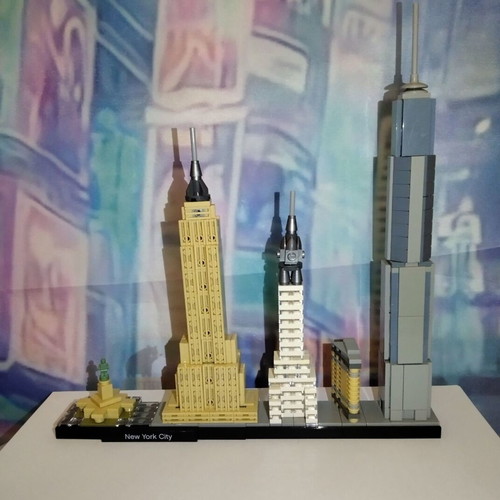Lego 21028 Architecture New York City set used, 598 pieces without box or instructions