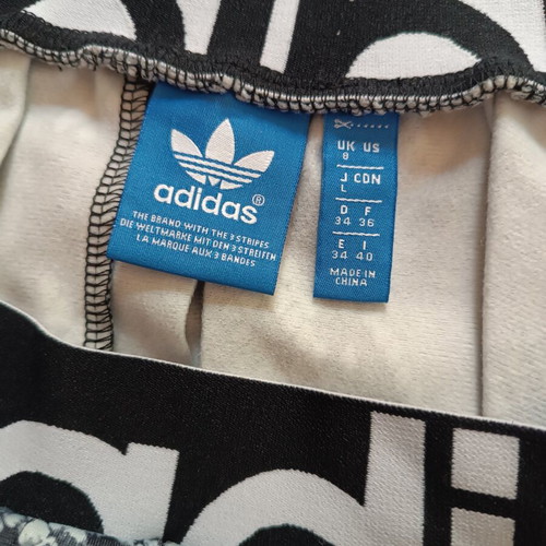 Adidas skirt with snake print like new, gray