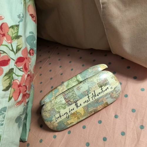Sass & Belle glasses case like new with map pattern