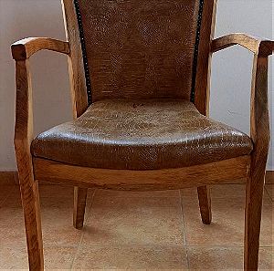 2 καρέκλες από Οξεία αντικε