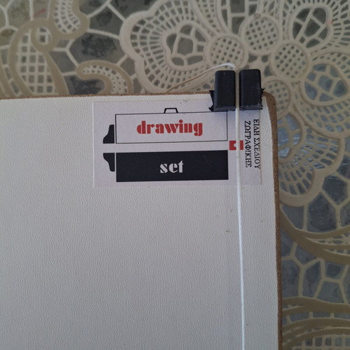 Drawing board parallilo with parallelogram and freehand board, like new, carrying case and bonus case