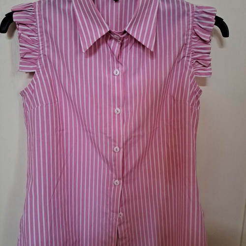Sleeveless shirt like new, size S