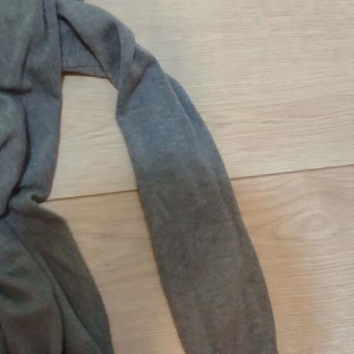 Gray women's cape like new, size M