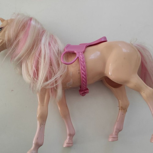Toy horse for girl used, height 25 cm length 27 cm