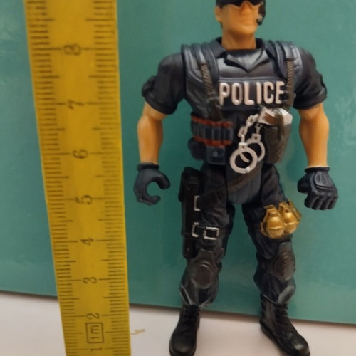Police Force vs Bad Guys Chap Mei figure used with accessories