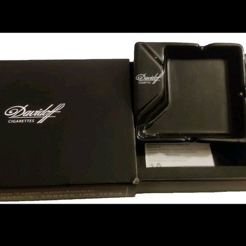 Davidoff lighter and ashtray set new in luxury case