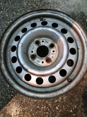 BMW car rims used, authentic, set of 4, 318i 1987