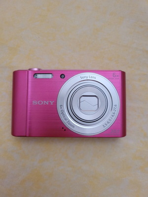 Sony Cyber-shot DSC-W810 compact camera used for parts with cable and Tucano case