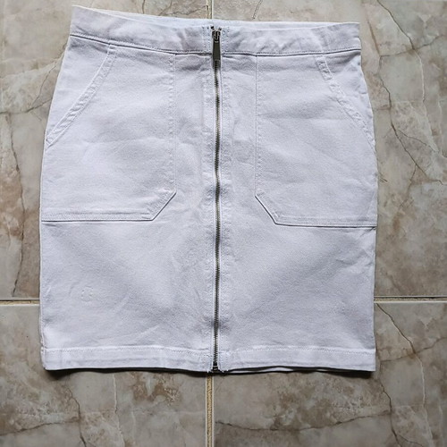 Piazza Italia skirt new, white, elastic, size L