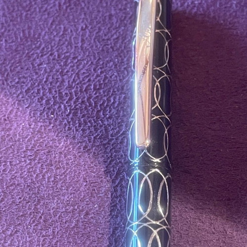 Ascot pen like new, impressive