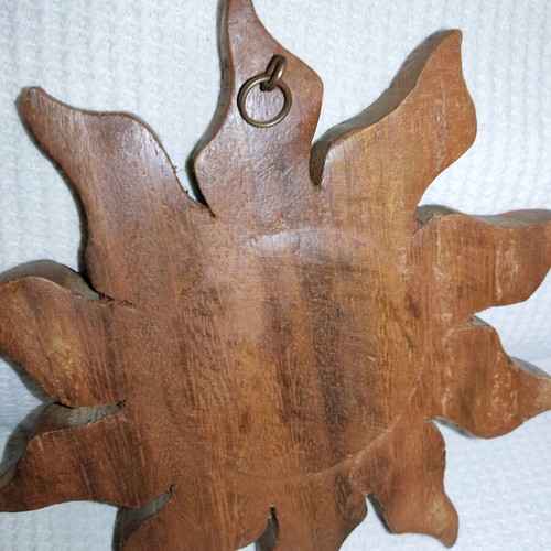 Wooden sun wall decoration used with ethnic style
