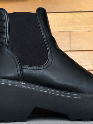Chucky black ankle boots like new, size 38