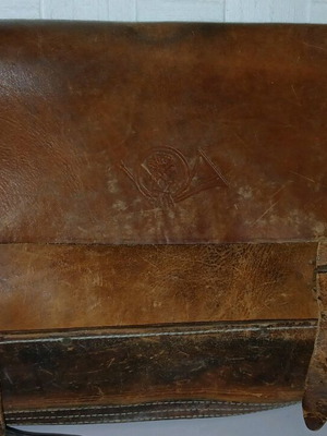 Vintage leather ELTA messenger bag used, 1970s, brown