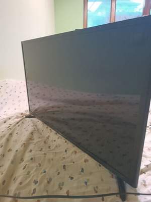 Samsung Led TV Series 5 32 inch like new