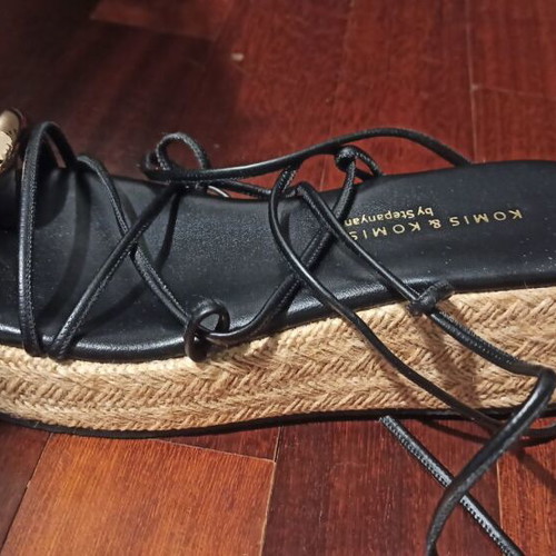 Komis & Komis women's platform sandals like new, size 38, black and beige