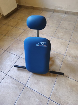 Abdominal exercise machine